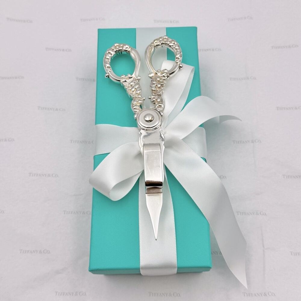 Tiffany & Co. Makers Antique Victorian Candle Snuffer Silver Scissors 6" W/ Box